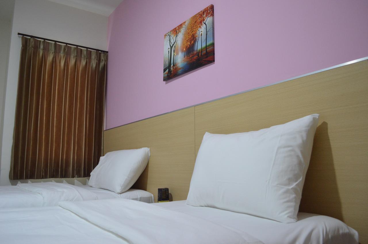 I&M Hotel Surabaya Eksteriør bilde