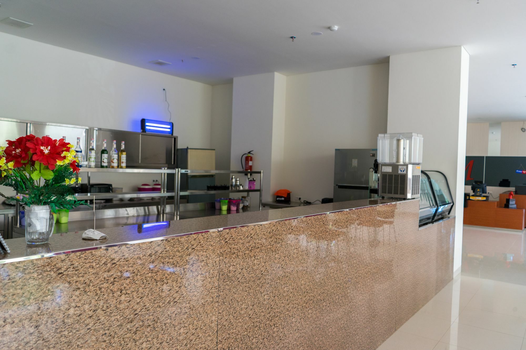 I&M Hotel Surabaya Eksteriør bilde