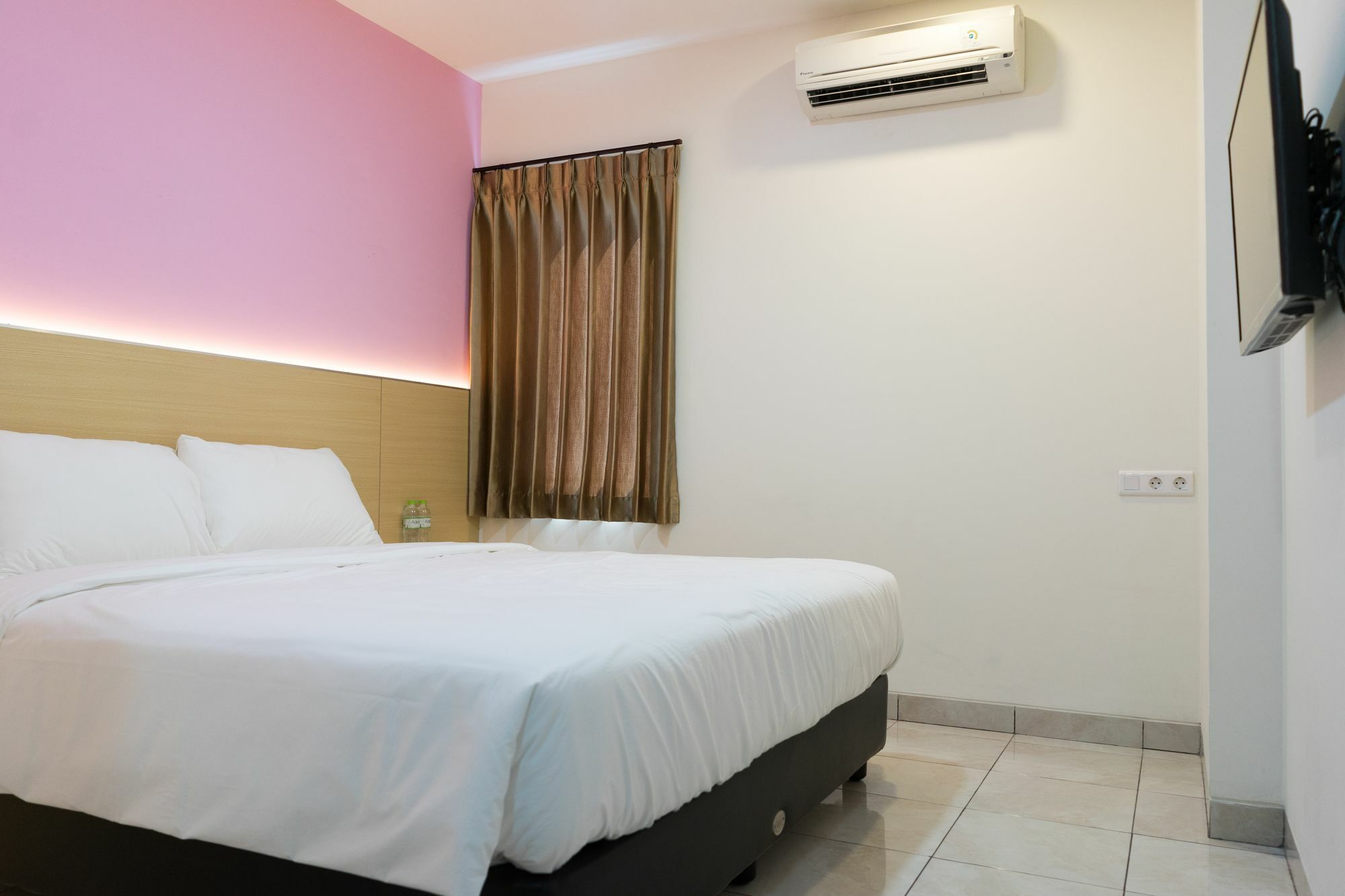 I&M Hotel Surabaya Eksteriør bilde