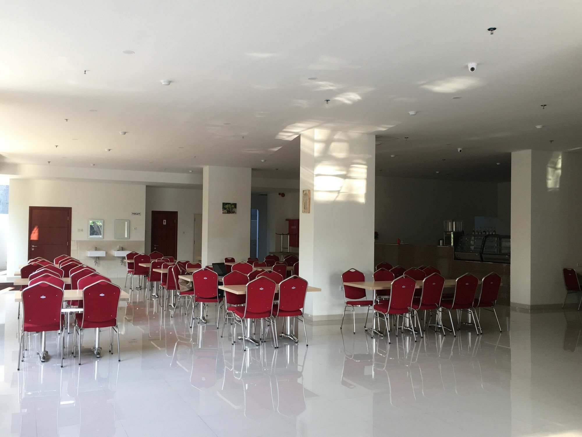 I&M Hotel Surabaya Eksteriør bilde